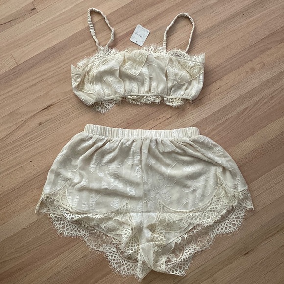 NWT Free People Love Story Intimate Ivory Lace Set lingerie Pajama - Small - Picture 2 of 9